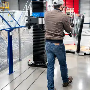 Neoditech SCARA Handhabungsgerät in der Bahnindustrie